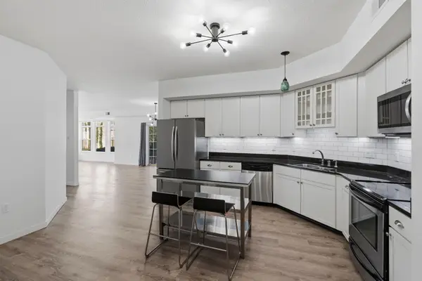 4132 Vernon Avenue S #A104, Saint Louis Park, MN 55416