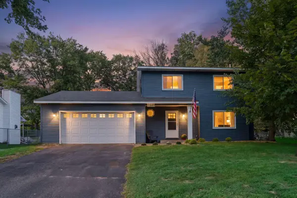 2841 Riviera Drive N, White Bear Lake, MN 55110