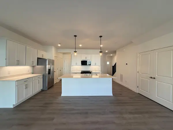 14936 Avondale View, Rosemount, MN 55068