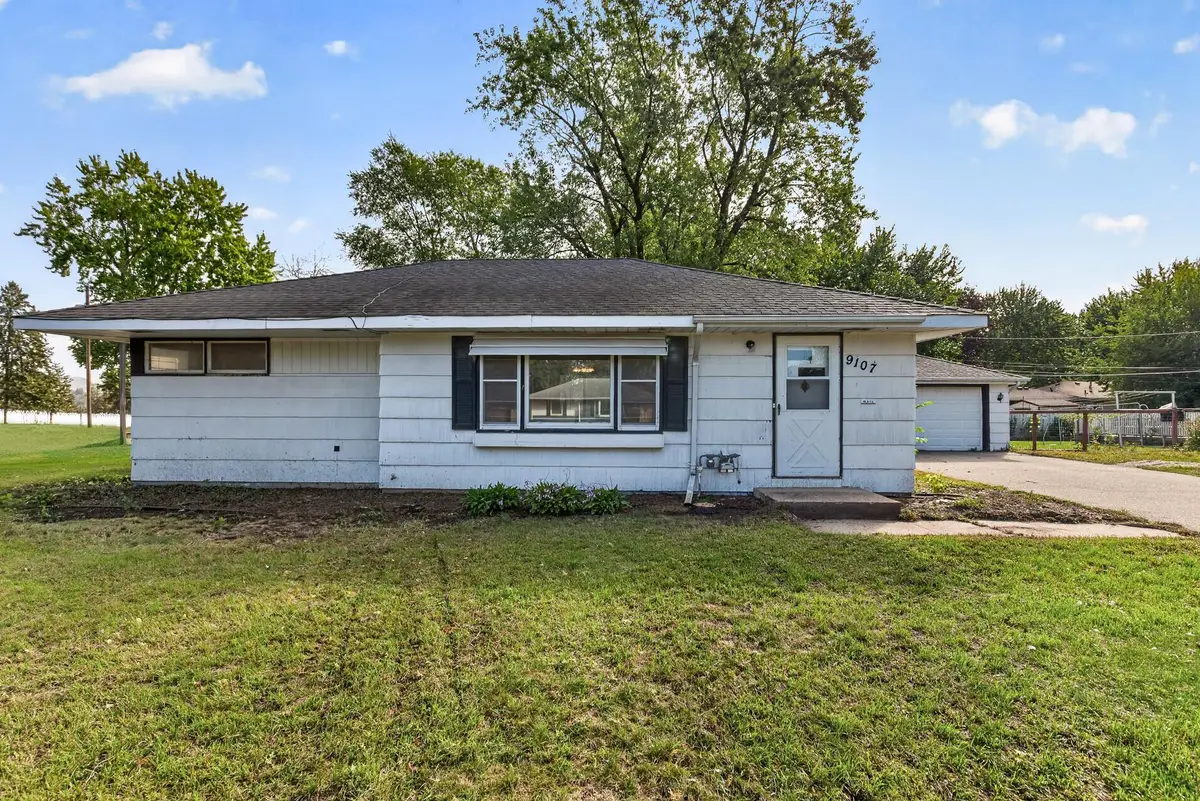 9107 14th Avenue S, Bloomington, MN 55425 - #1