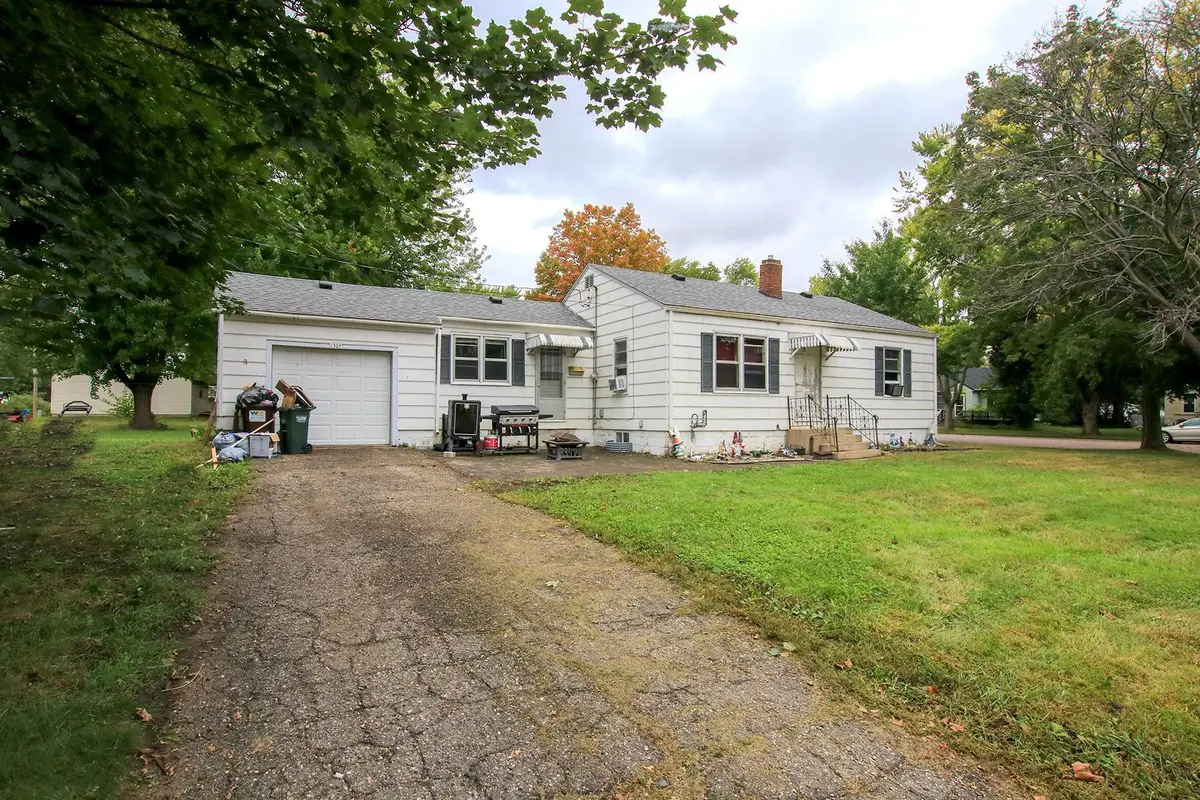 1327 Owen Avenue N, Glencoe, MN 55336 - #1