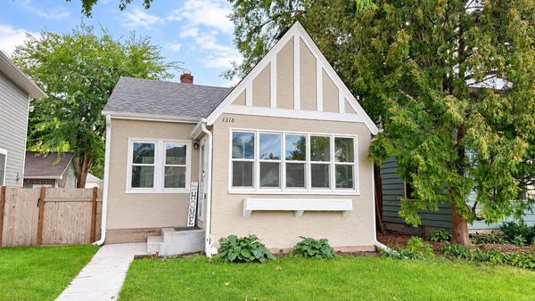 1318 Eleanor Avenue, Saint Paul, MN 55116