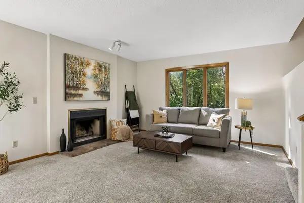 1432 Willow Creek Lane, Shoreview, MN 55126