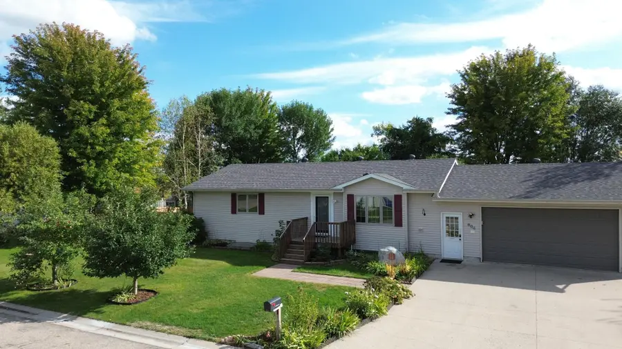 604 10th Avenue Se, Barnesville, MN 56514 - #2