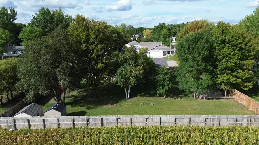 604 10th Avenue Se, Barnesville, MN 56514 - #3