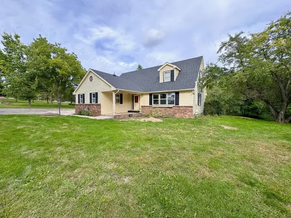 615 S Woodland Drive, Fergus Falls, MN 56537