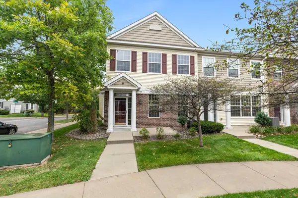 1626 Woodlynn Avenue #1, Maplewood, MN 55109