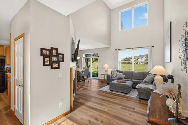 16652 89th Place N, Maple Grove, MN 55311