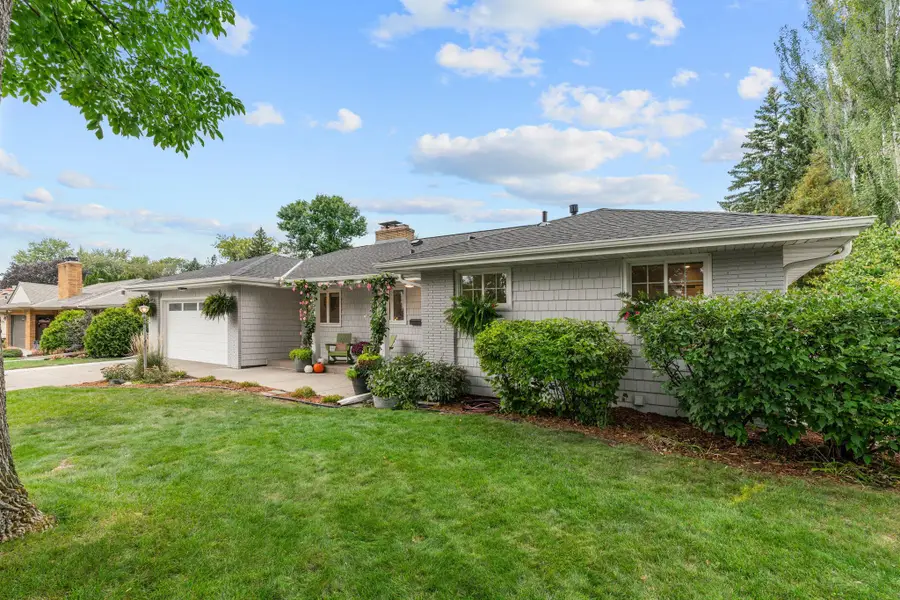 3322 Belden Drive Ne, Minneapolis, MN 55418 - #3