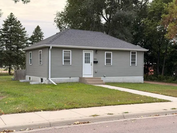 404 S 2nd Street, Marshall, MN 56258