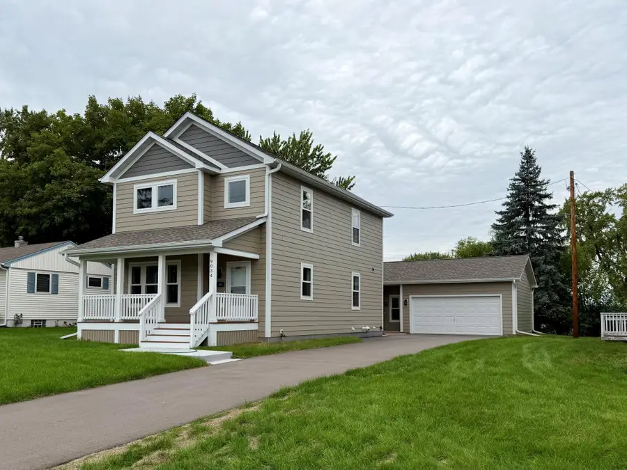 9034 Park Avenue S, Bloomington, MN 55420 - #2