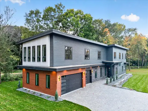 40 Lilah Lane, Excelsior, MN 55331