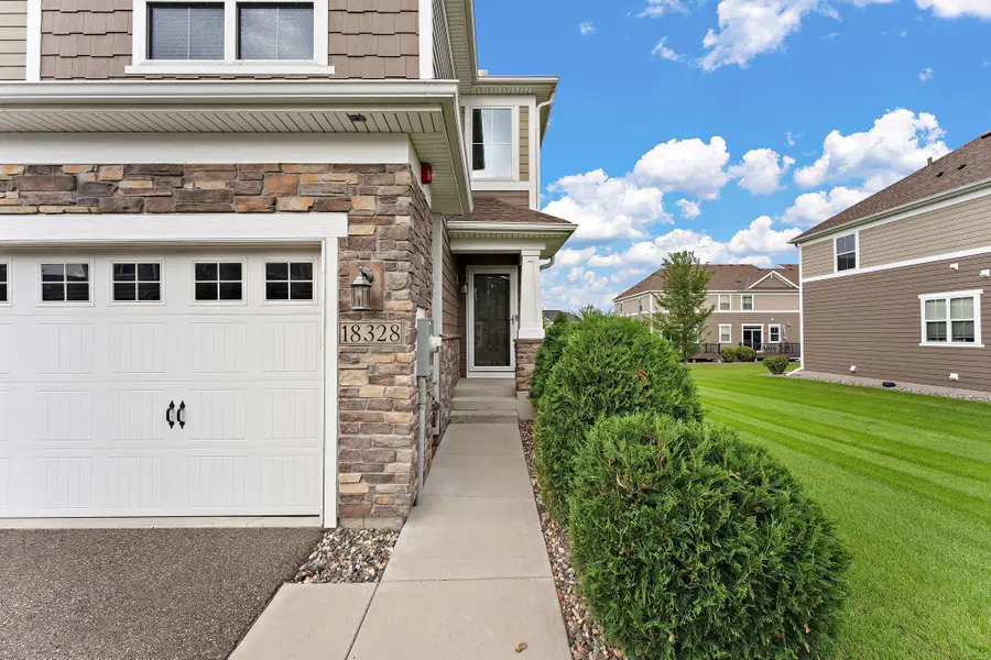 18328 Glastonbury, Lakeville, MN 55044 - #2