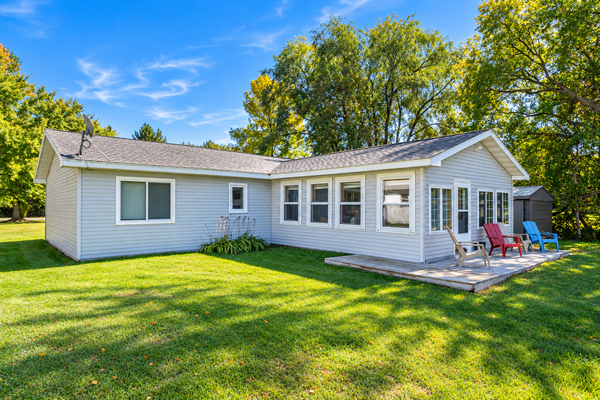 424 Walker Avenue S, New York Mills, MN 56567
