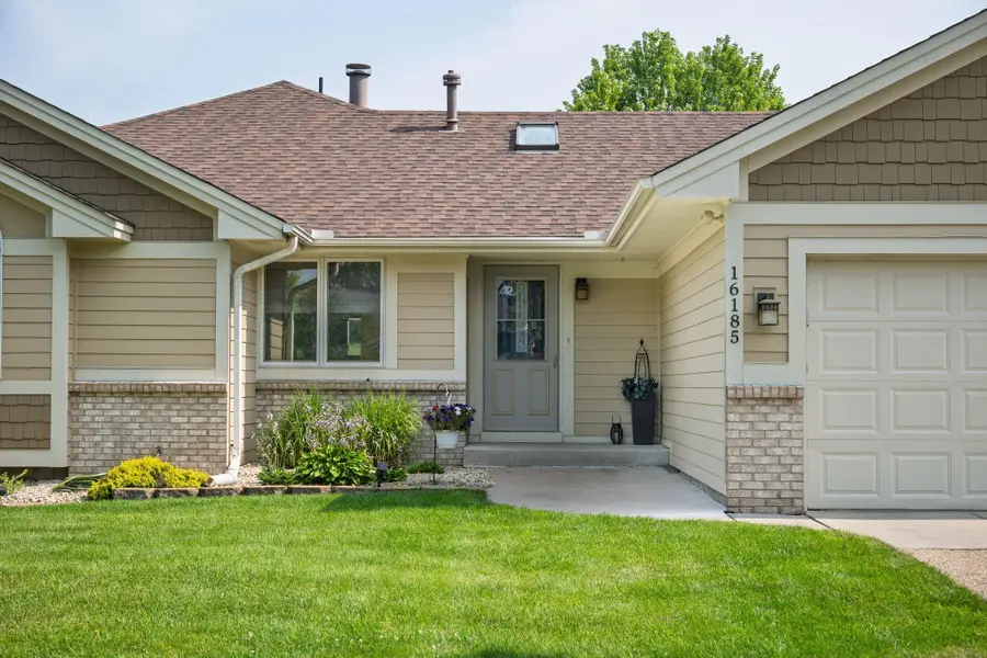 16185 Inglewood Drive, Lakeville, MN 55044 - #3