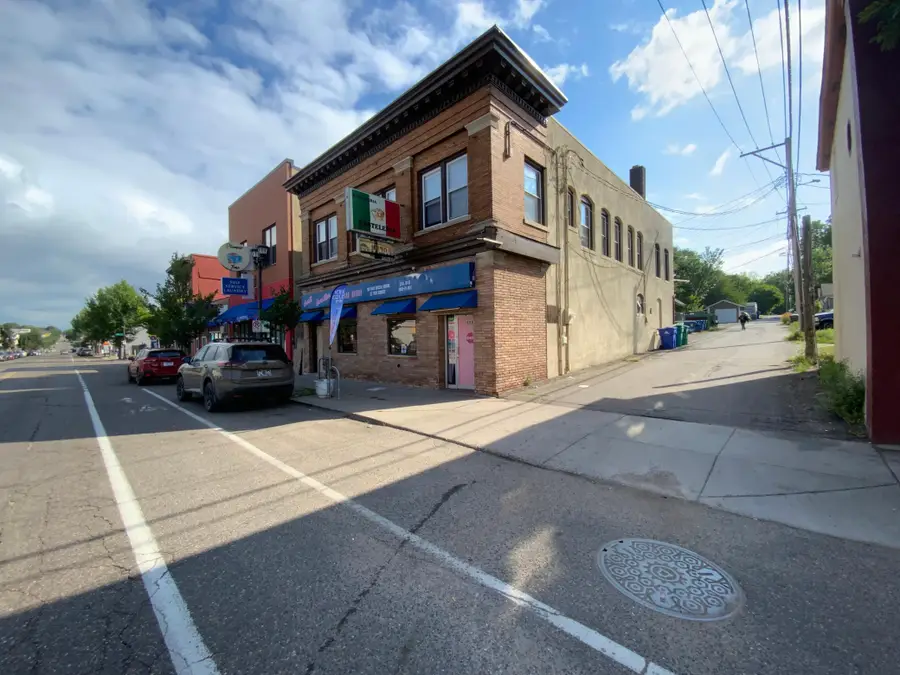 886 Payne Avenue, Saint Paul, MN 55130 - #3
