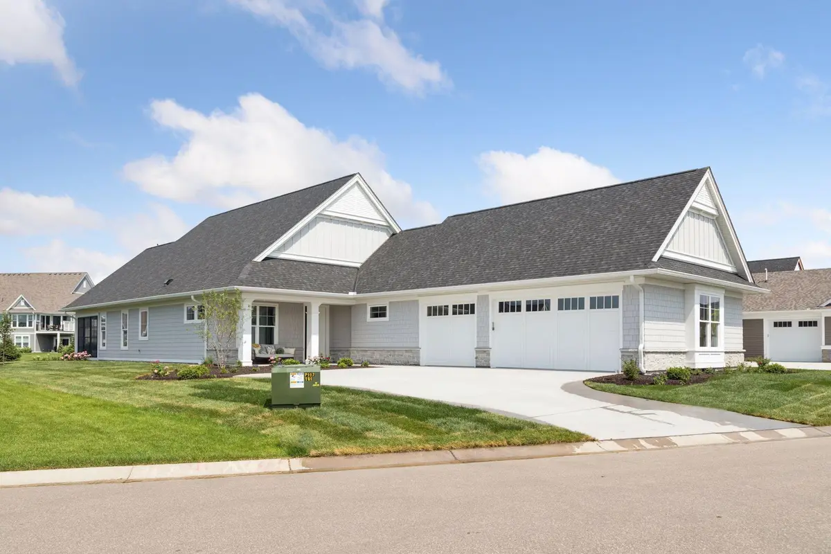 118 Spring Farm Road, Saint Paul, MN 55127 - #1