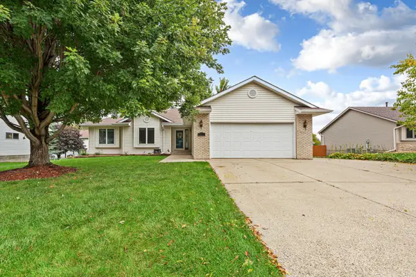812 Lancer Drive Ne, Owatonna, MN 55060