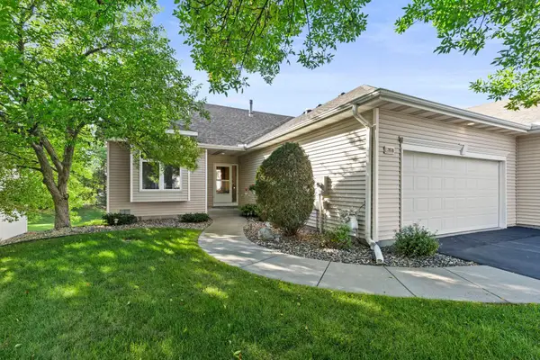 2830 Boulder Drive, Burnsville, MN 55337
