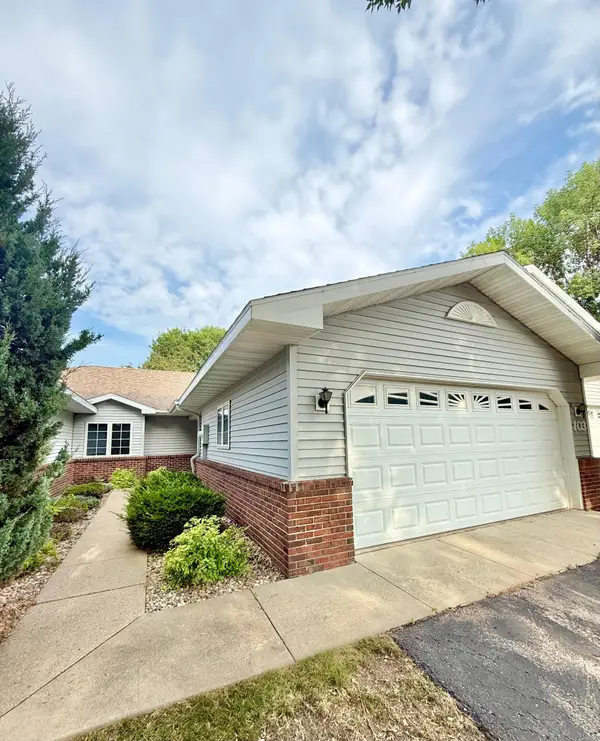 103 Raven Court, Mankato, MN 56001