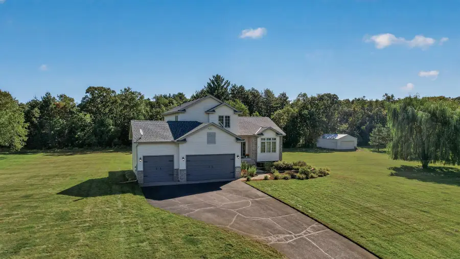 20365 Eidelweiss Street Nw, Oak Grove, MN 55011 - #2