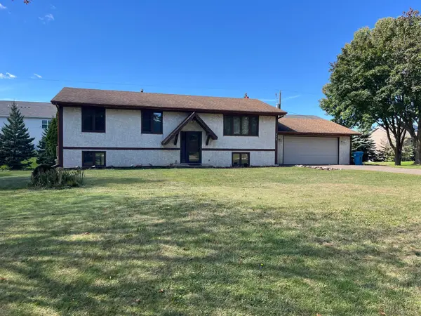 4459 Urbandale Court N, Plymouth, MN 55446