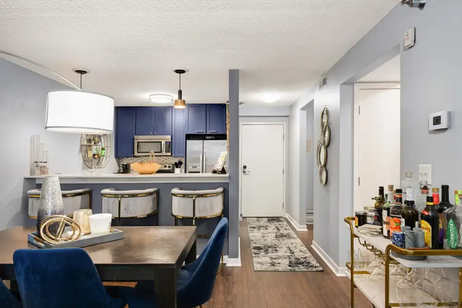 48 Groveland Terrace #206B, Minneapolis, MN 55403 - #2
