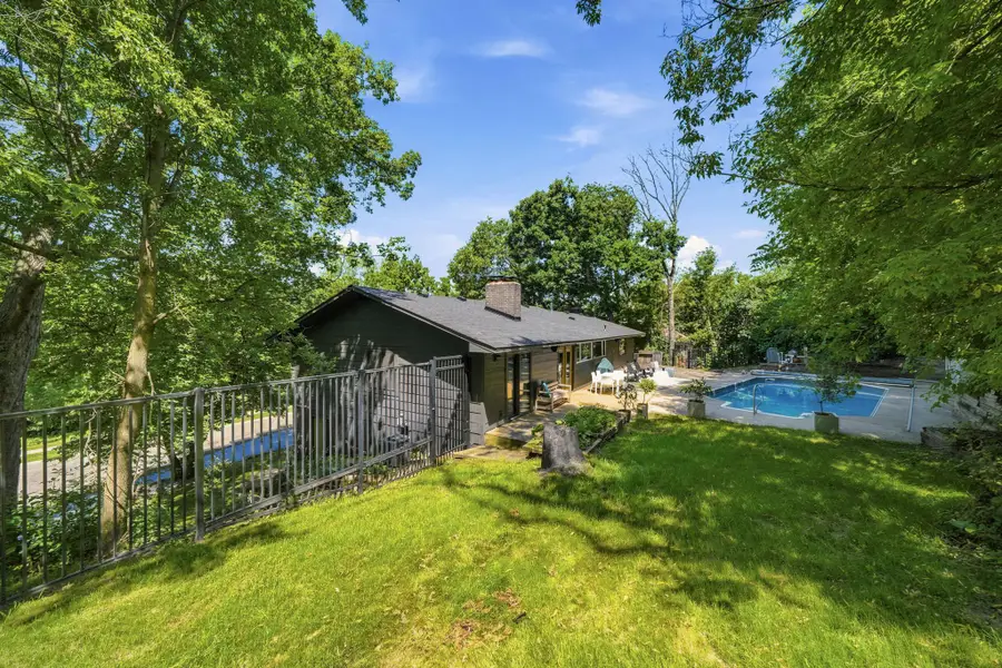 138 Chaparral Drive, Apple Valley, MN 55124 - #2
