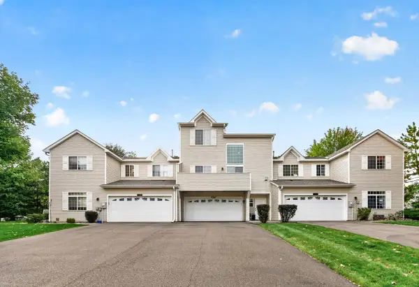 17679 Hackberry Court, Eden Prairie, MN 55347