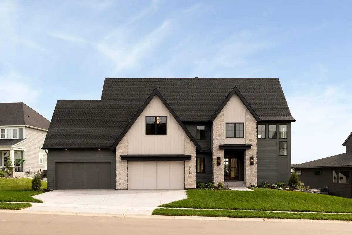 16457 47th Place N, Minneapolis, MN 55446 - #1