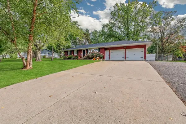 2550 140th Avenue Nw, Andover, MN 55304