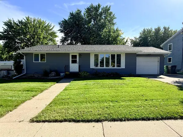 421 Miles Drive, Worthington, MN 56187