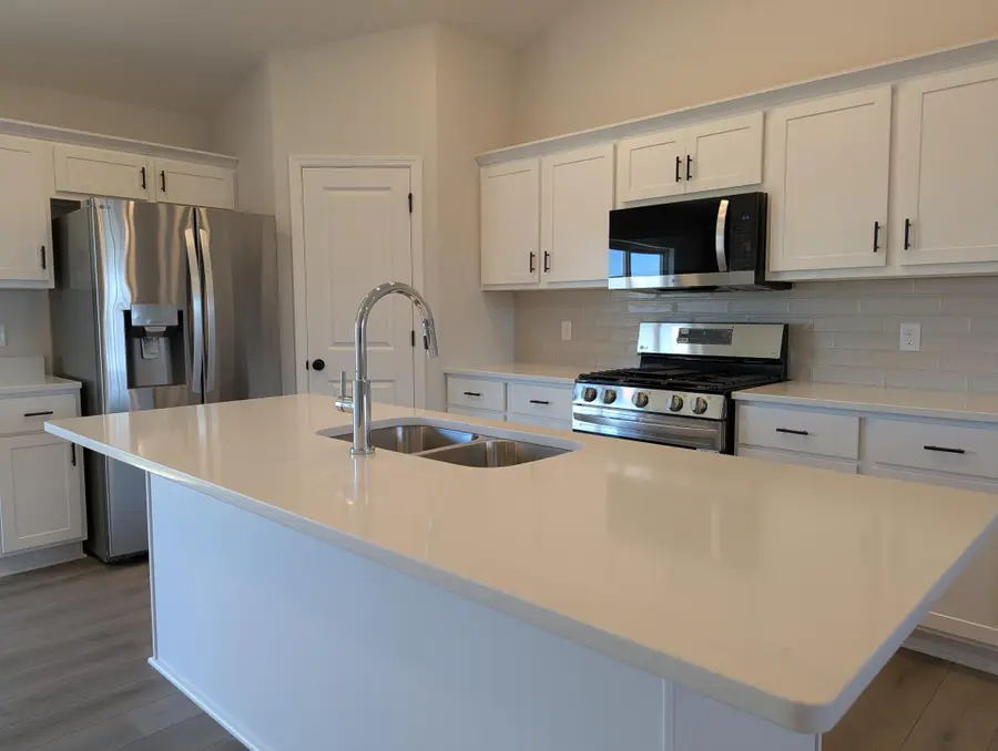 19084 Goodhue Street Ne, East Bethel, MN 55011 - #3