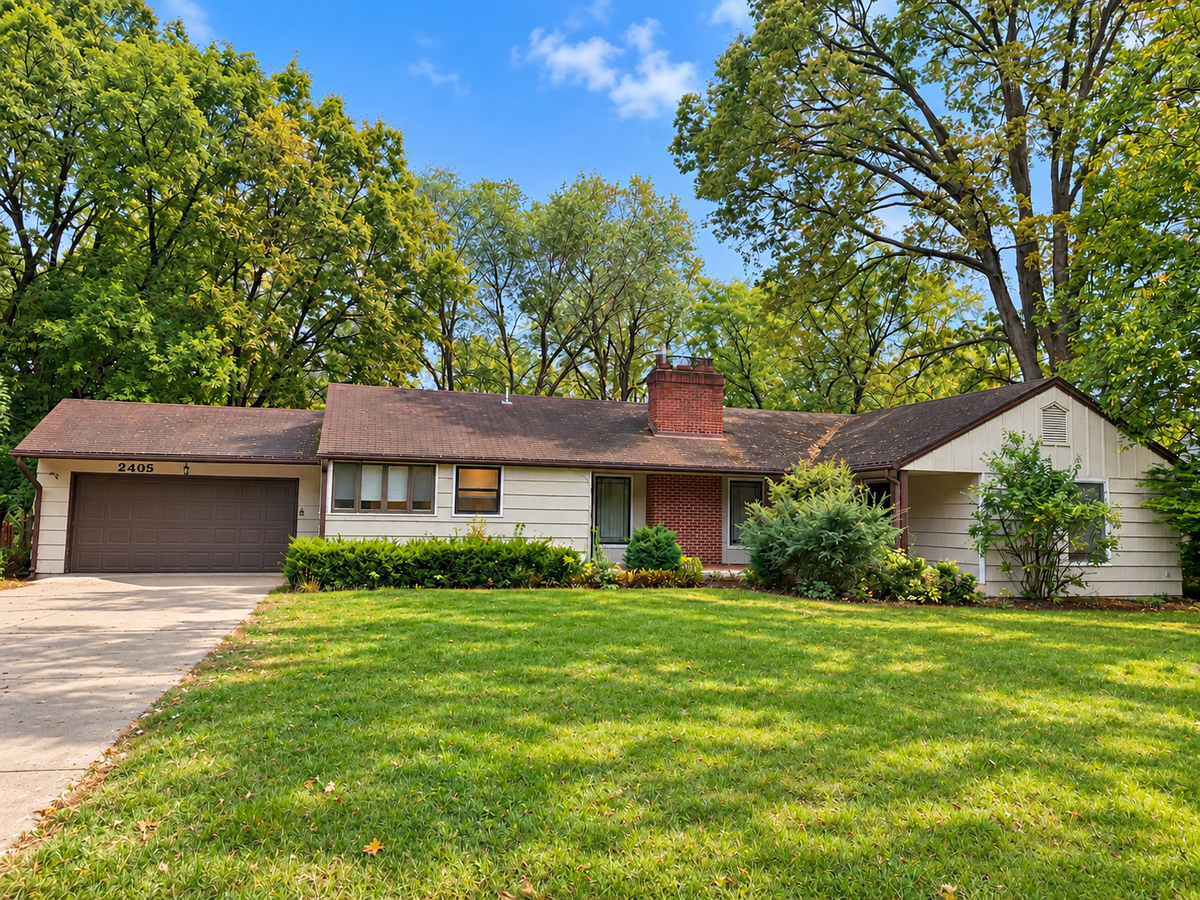 2405 W Old Shakopee Road, Bloomington, MN 55431 - #1