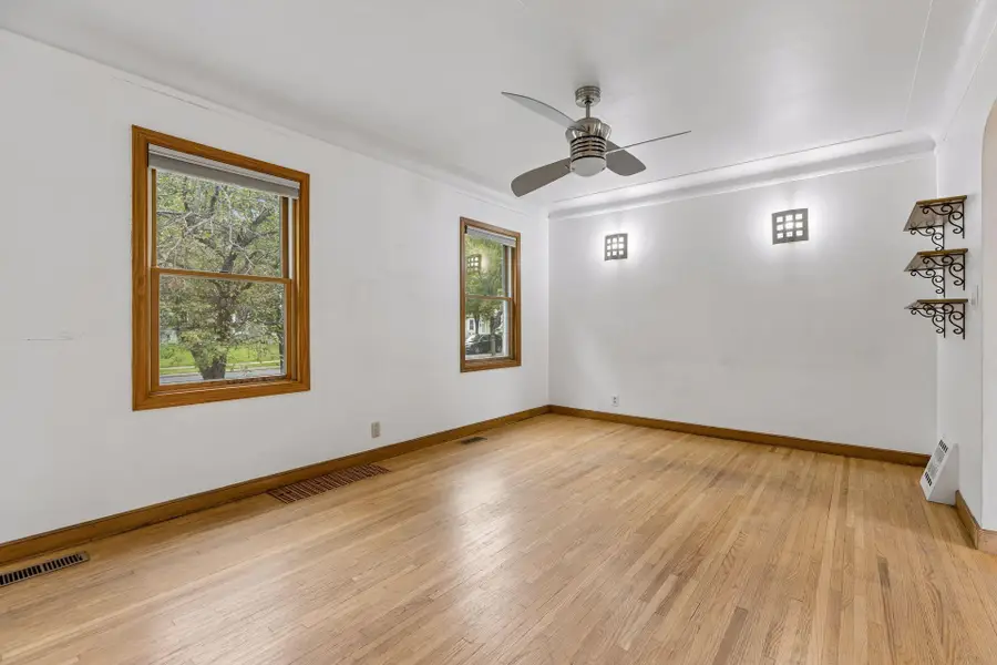3225 Florida Avenue S, Saint Louis Park, MN 55426 - #3