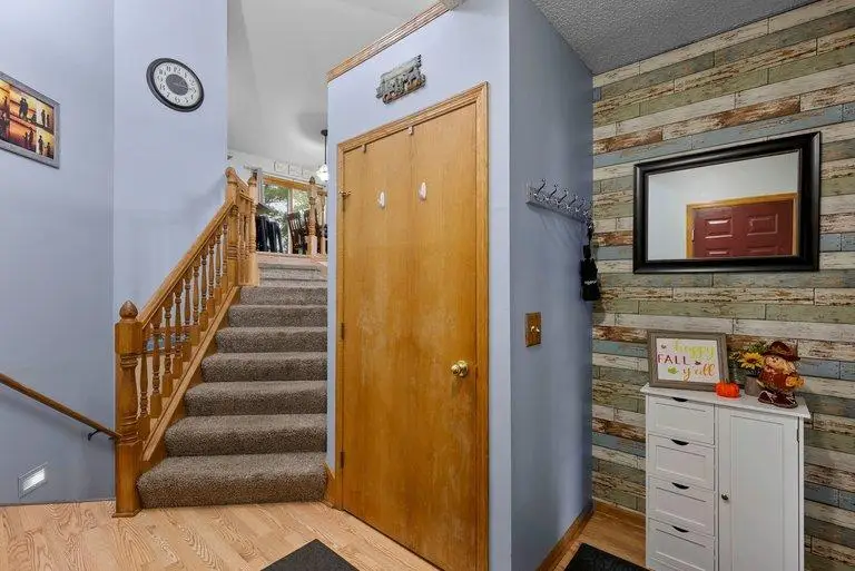 9711 Woodcrest Court, Monticello, MN 55362 - #3
