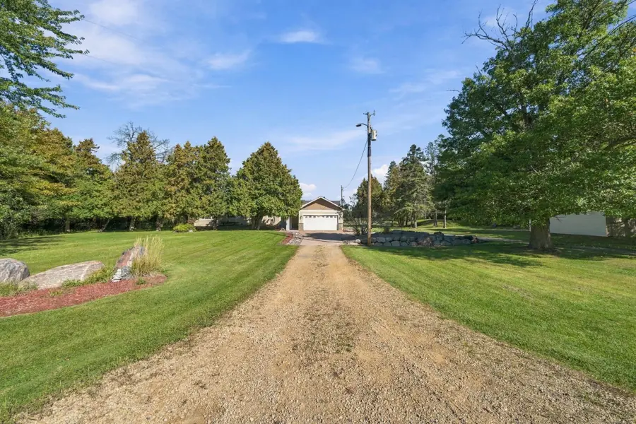 4423 Fawn Lake Drive Ne, East Bethel, MN 55005 - #2