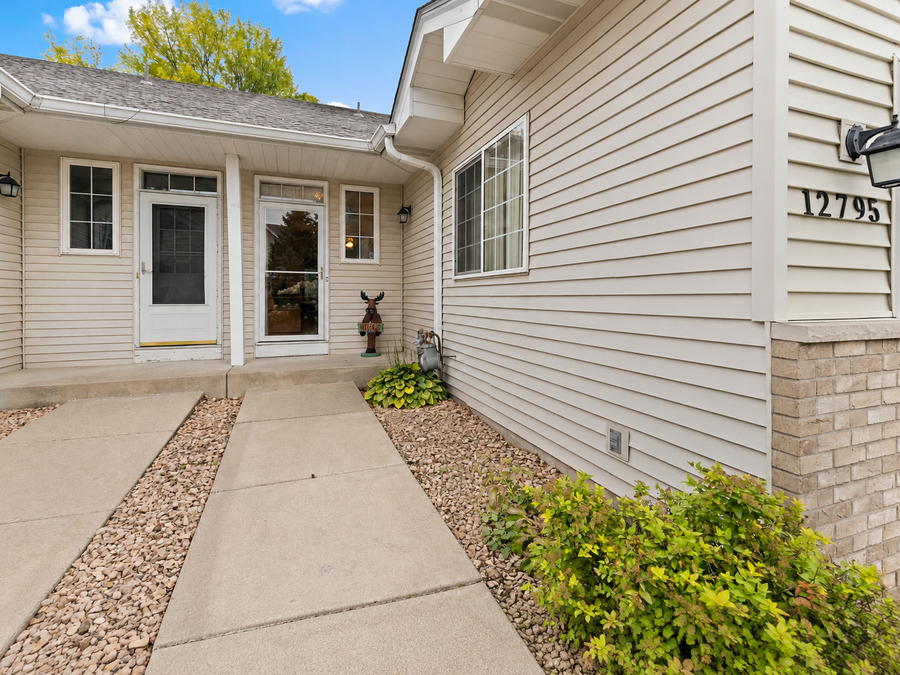 12795 Ulysses Circle Ne, Blaine, MN 55434 - #3