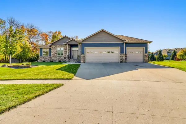 5888 26th Street S, Fargo, ND 58104