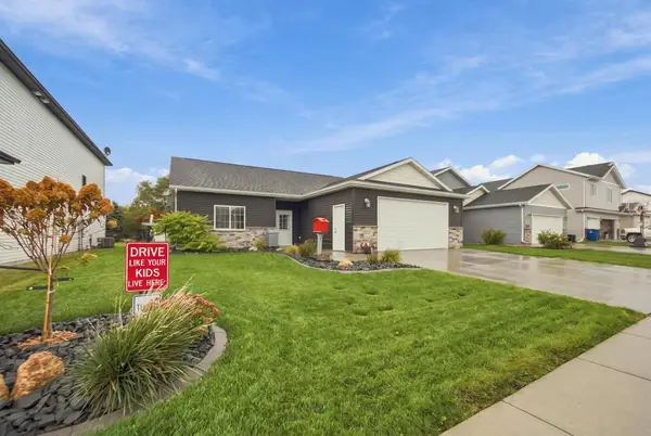 3613 30th Street S, Moorhead, MN 56560