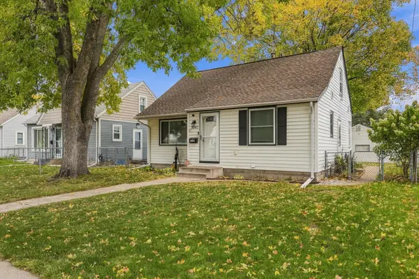 5242 Irving Avenue N, Minneapolis, MN 55430