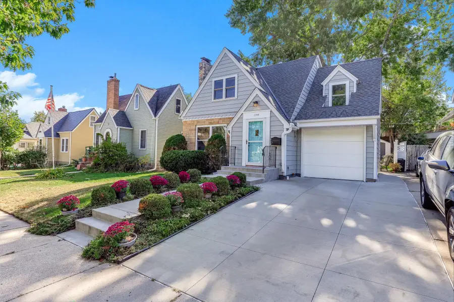 1194 Englewood Avenue, Saint Paul, MN 55104 - #2