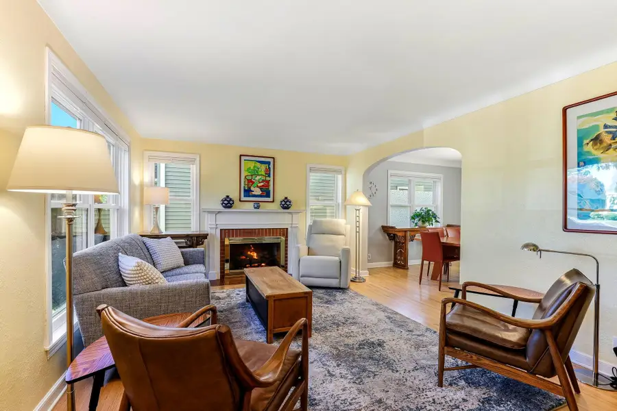 1194 Englewood Avenue, Saint Paul, MN 55104 - #3