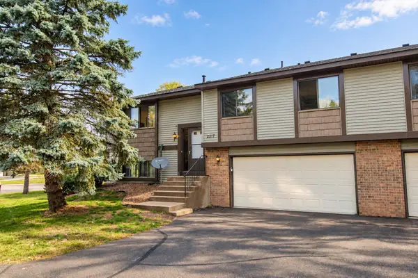 2817 Wimbledon Ridge, Woodbury, MN 55125