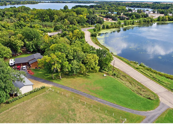 19817 Dogwood Road, Lake Crystal, MN 56055