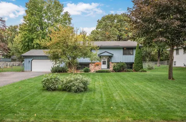 13454 Jonquil Street Nw, Andover, MN 55304
