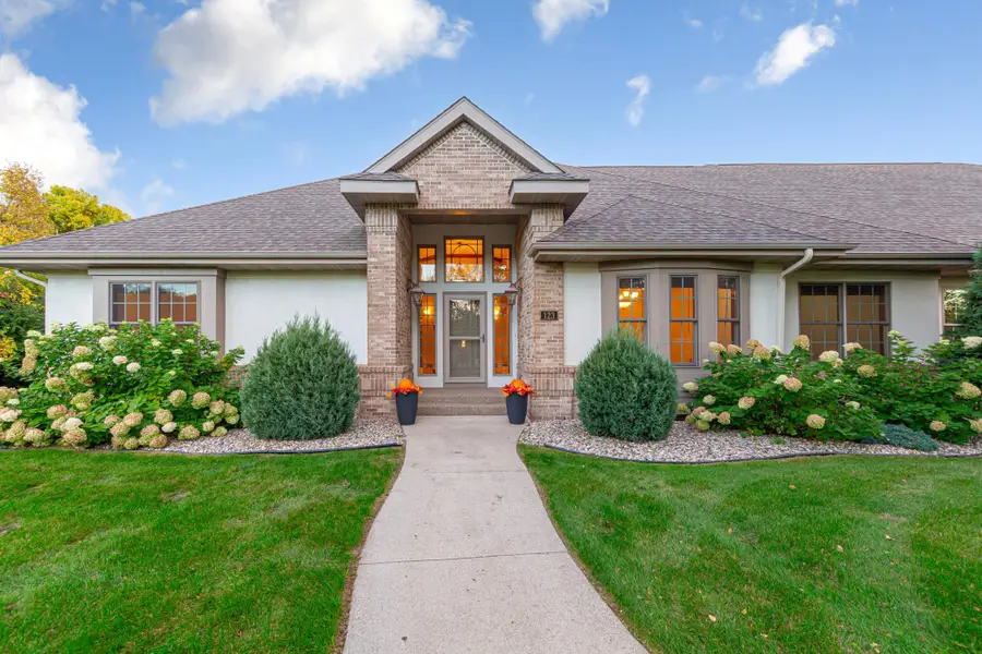 123 Woodhill Court, Mankato, MN 56001 - #3