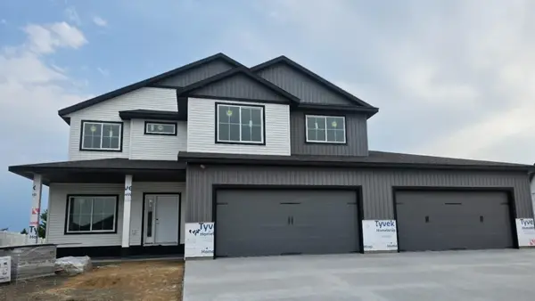 2510 N Pond Drive E, West Fargo, ND 58078