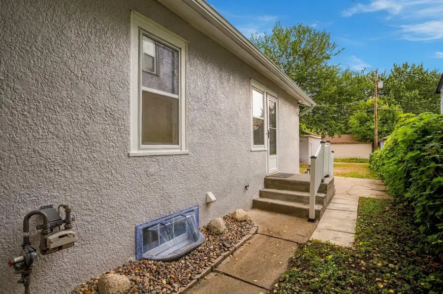 1428 Vincent Avenue N, Minneapolis, MN 55411 - #2