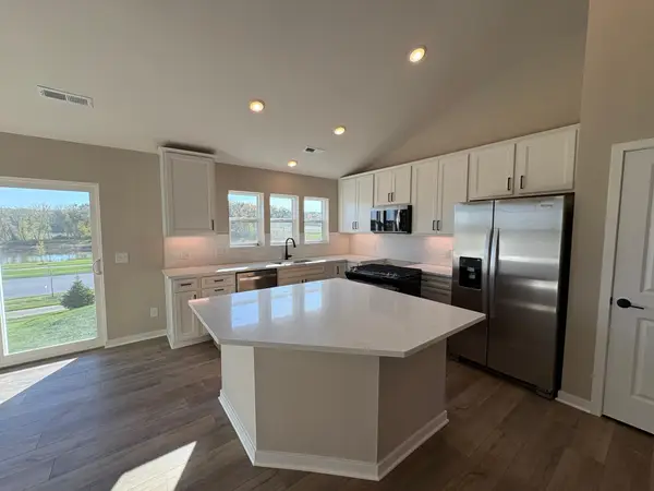 8827 63rd Street S, Cottage Grove, MN 55016